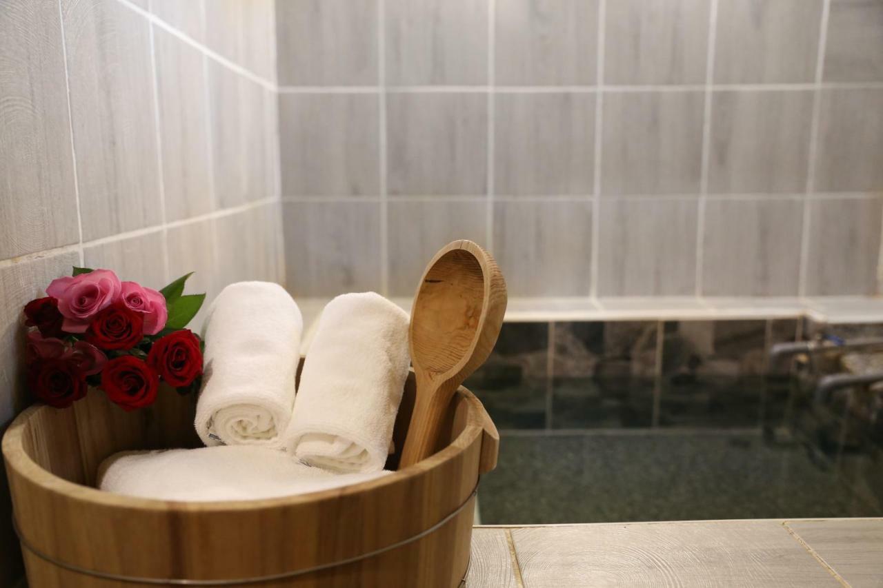Meizhou Hot Spring Hotel溫泉商旅 Jiaoxi Eksteriør billede